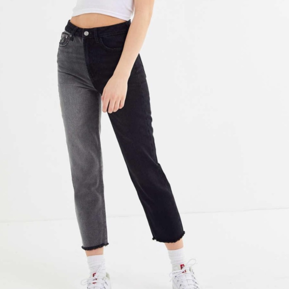 BDG Two-tone High-rise Slim
Straight Jean in Black / Gray
